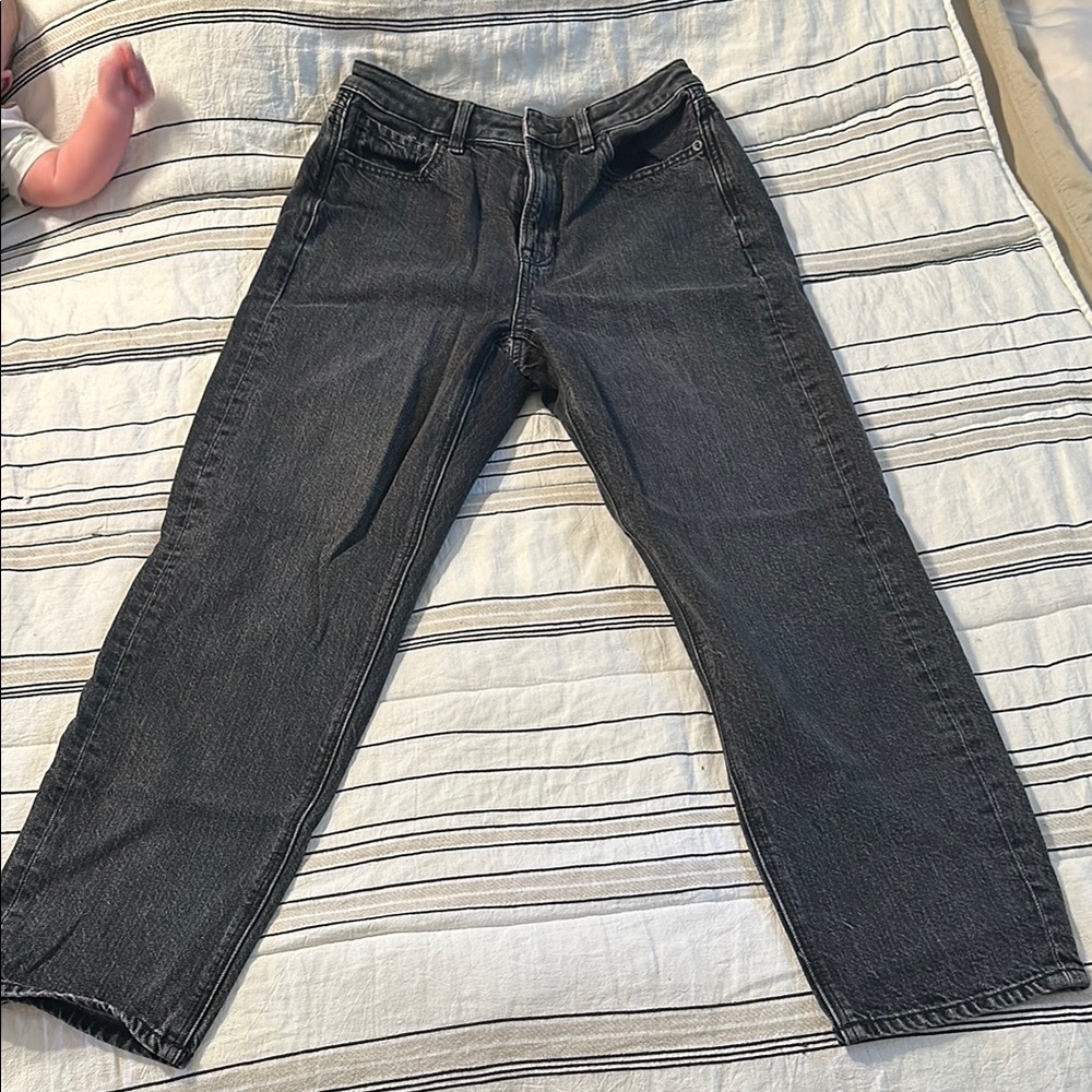 American Eagle Mom straight leg jeans